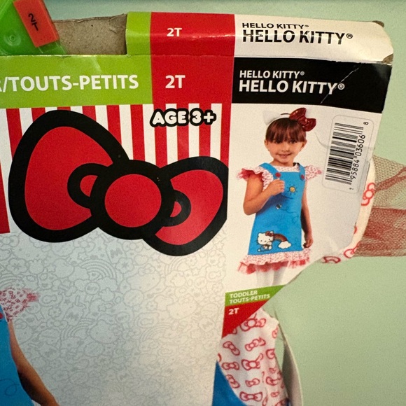 Hello Kitty Costume - Picture 2 of 6
